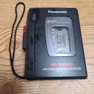 Panasonic Cassette player with built in speakers (AS IS)